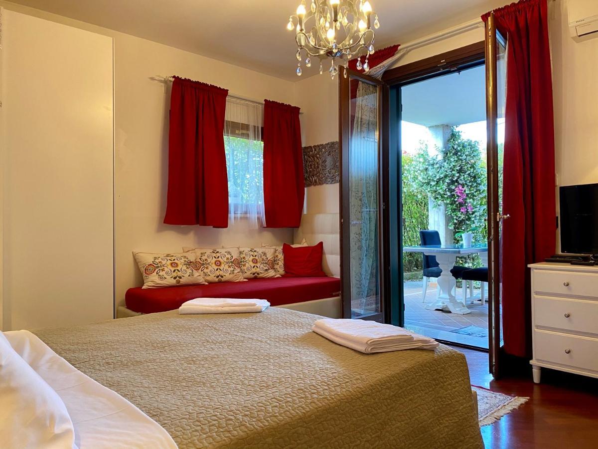 B&B Garda 4U Desenzano del Garda Bagian luar foto