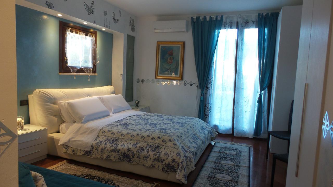 B&B Garda 4U Desenzano del Garda Bagian luar foto