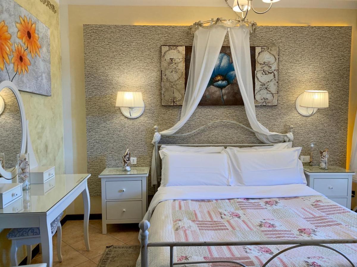 B&B Garda 4U Desenzano del Garda Bagian luar foto